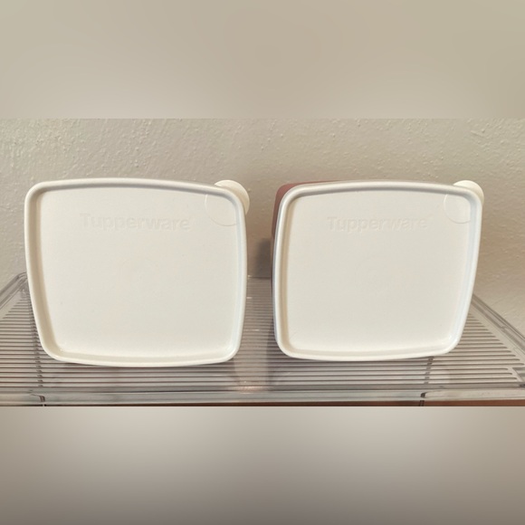 New Tupperware 2 Piece Square Container Set 2 Cup Capacity Freezer - Picture 2 of 2